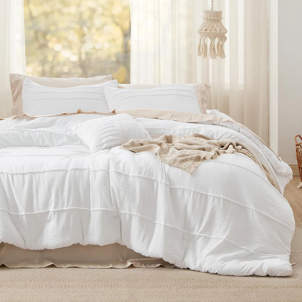 Boho Comforter Set - Pinch Pleat Design for All Seasons, Soft Bedding Kit